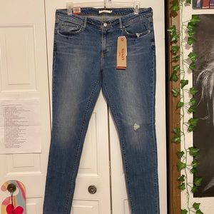 Levi’s Skinny Jeans